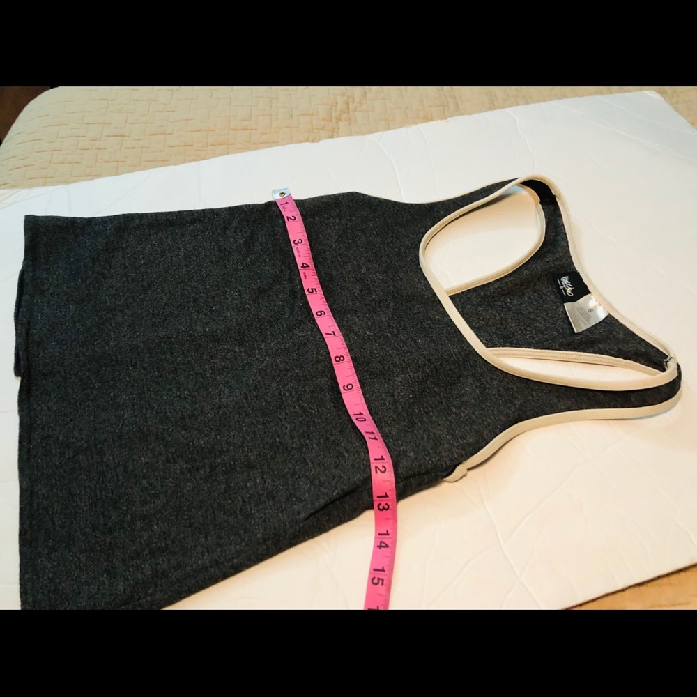 Mossimo Work-Out Top - Picture 4 of 6
